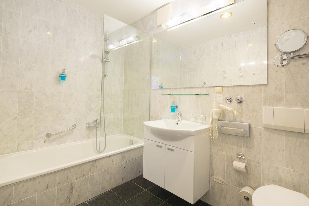 Hotel Bellevue Timmendorfer Strand Quarto foto